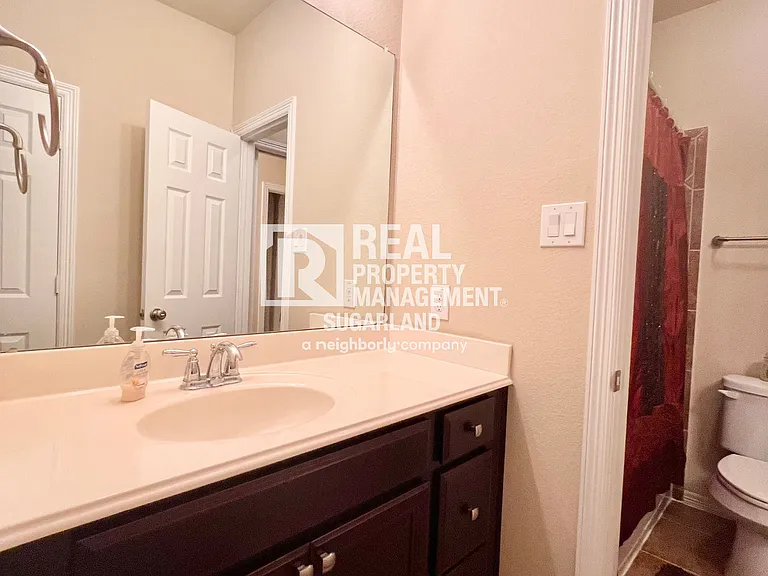 18607 Pelham Grove Ln — Photo 38