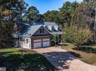 149 Beach Point Dr, Heathsville, VA 22473