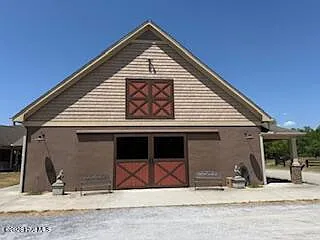 245 Blue Valley Rd — Photo 15