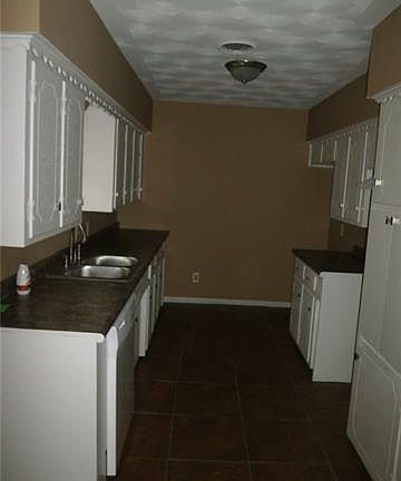 5th image of 722 Willowood Ln