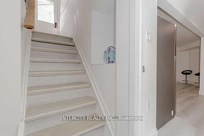 1 bed, $1,700 — Photo 3
