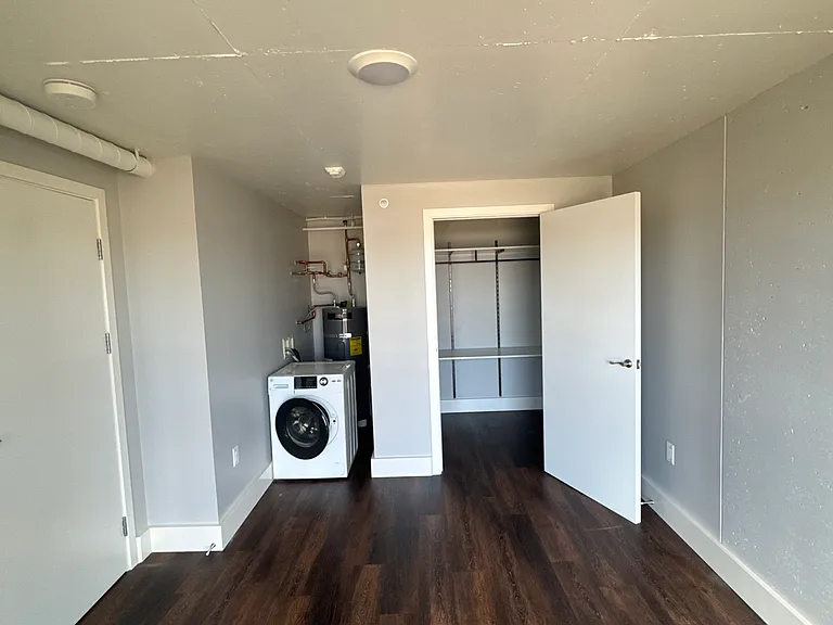 803 Waimanu St #324 — Photo 3