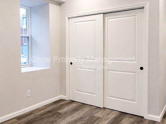 4th image of 623 W Oxford St #1