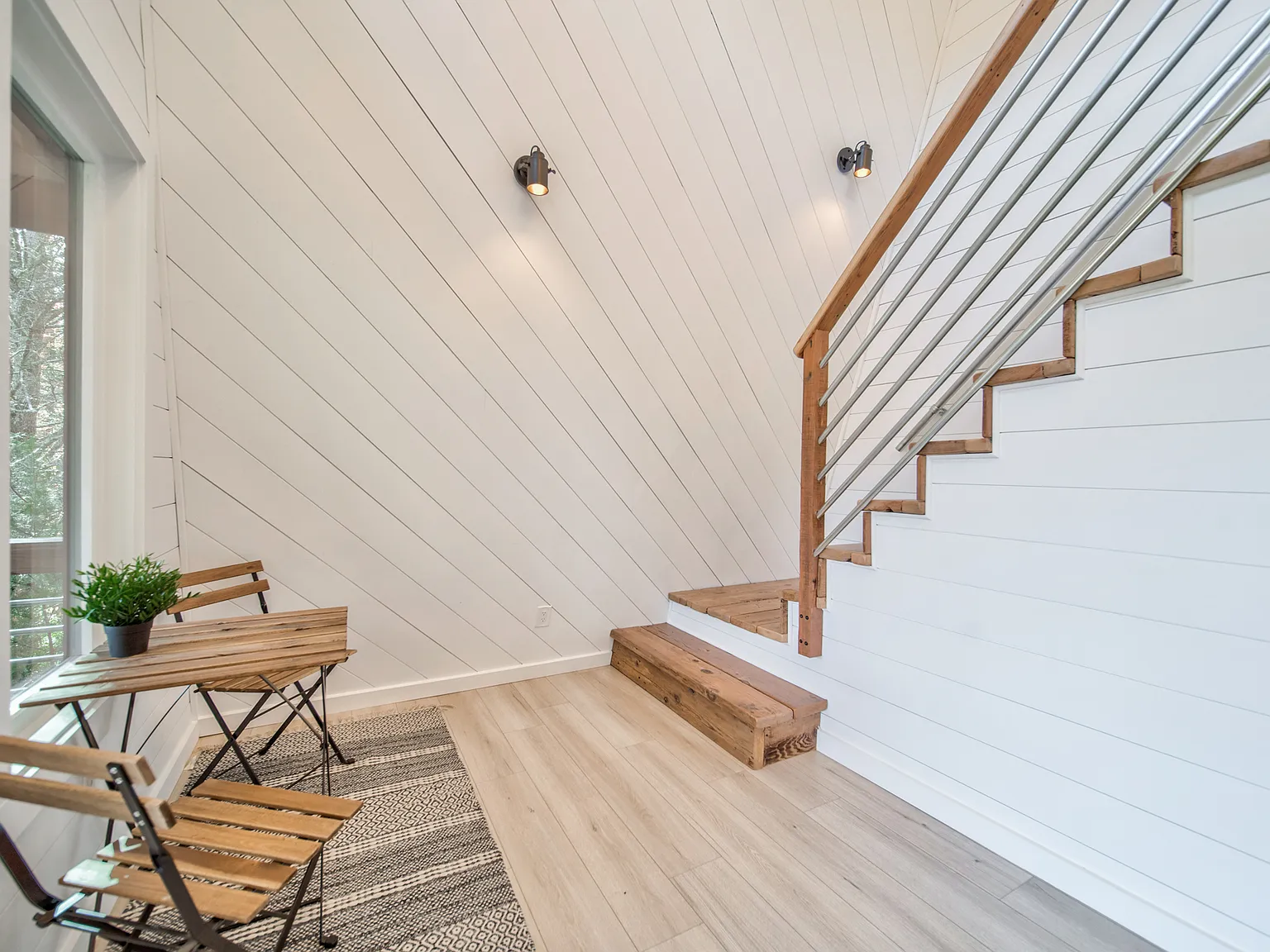 2 bed, 1000 sqft, $2,995 — Photo 4
