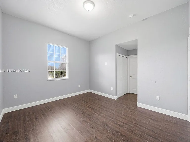 902 SW 8th Pl #902 — Photo 11