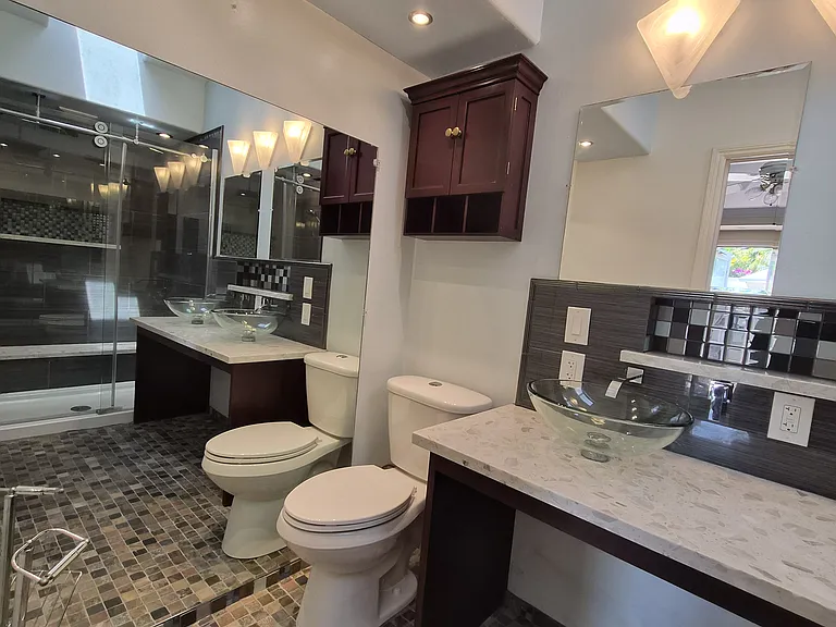 4315 Fillmore St — Photo 7