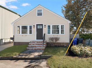 8 William St, Warren, RI 02885