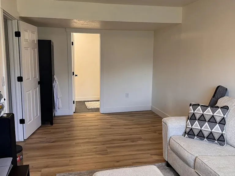 1865 N 150 W — Photo 9