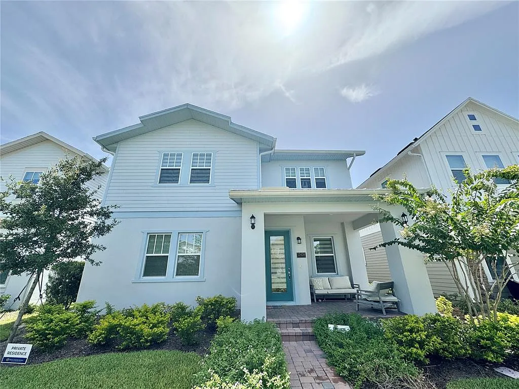 5 bed, 3.5 bath, 2980 sqft, $5,000 — Photo 2