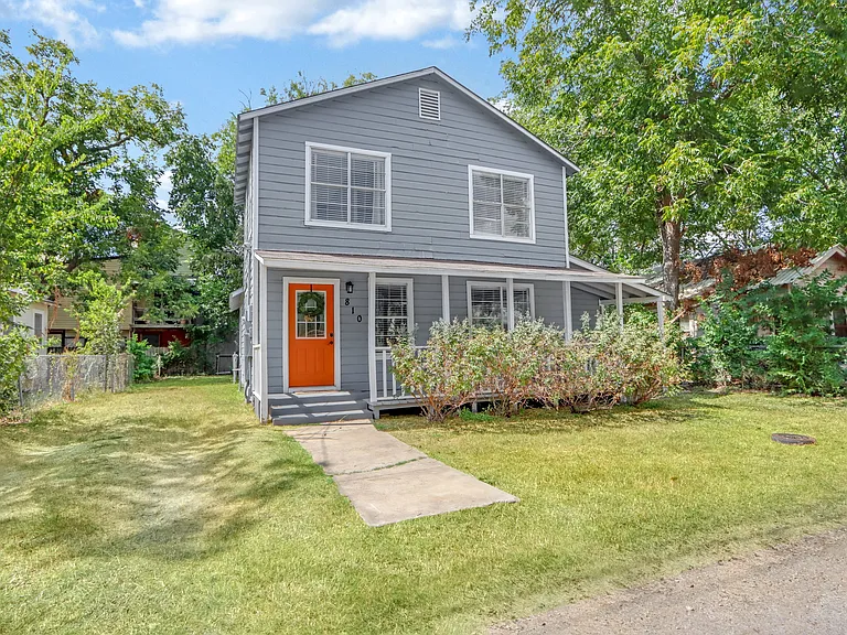 810 N Goodrich St — Photo 1