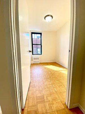 Rented by City & Suburban | media 7