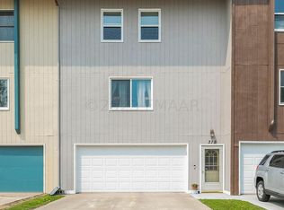 319 6th St NW, West Fargo, ND 58078