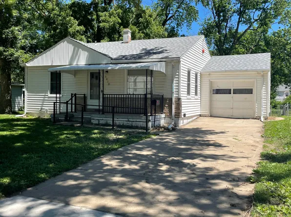 5818 Sahler St, Omaha, NE 68104