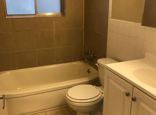 3125 Glenwood Ct, Saint Ann, MO 63074