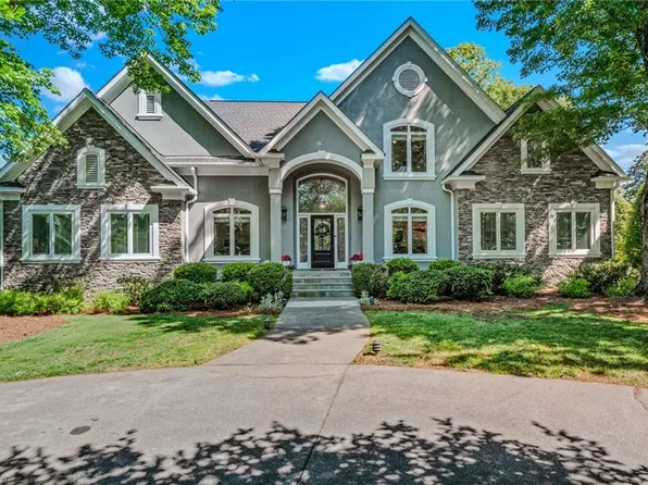 1513 Barrington Way Ct, Winston Salem, NC 27106