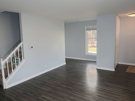 3rd image of 609 Kendall Ct #609