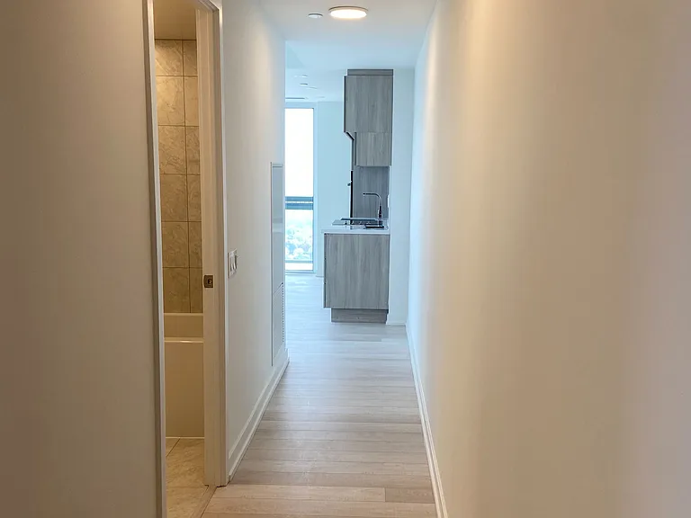 39 Roehampton Ave #3109 — Photo 15