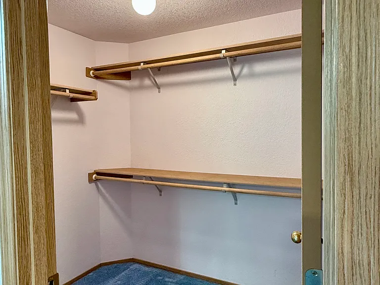 Walk in closet
