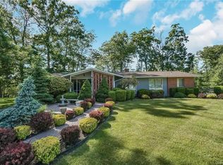 17 Starhaven Ave, Middletown, NY 10940