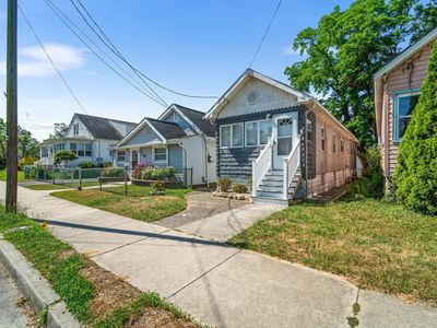 222 W New Jersey Ave, Somers Point, NJ, 08244