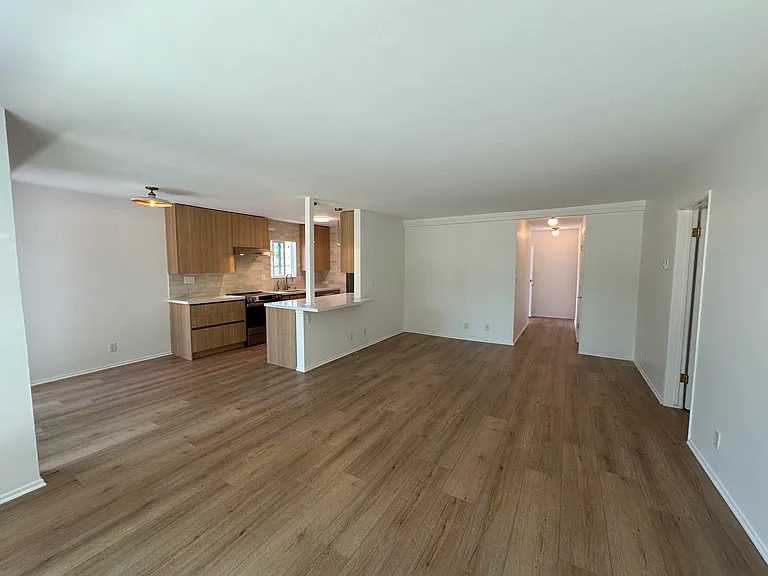 1311 California Ave #201 — Photo 7