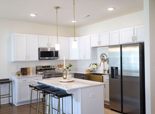 Tarrant Place, Central, SC 29630