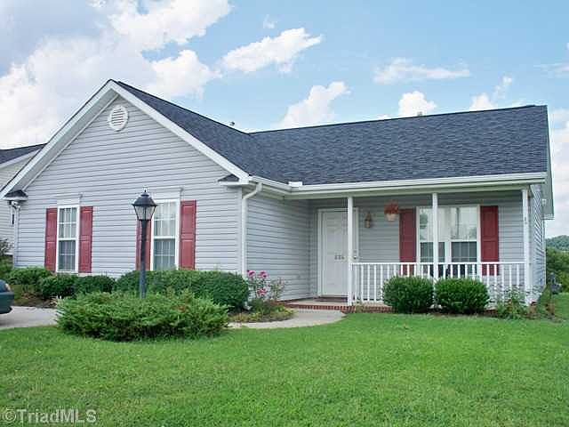 2nd image of 834 Eli Moore Ct