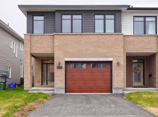 517 Sonmarg Cres, Ottawa, ON K2J 7A6