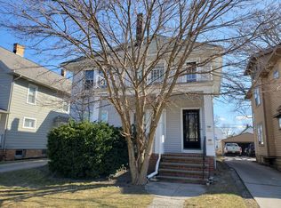 1575 Cohassett Ave #1, Lakewood, OH 44107