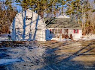17 Sequoia Dr, Freeport, ME 04032