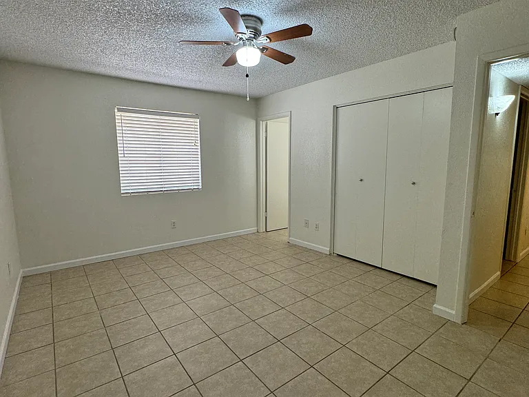 2153 S 29th Ave — Photo 9