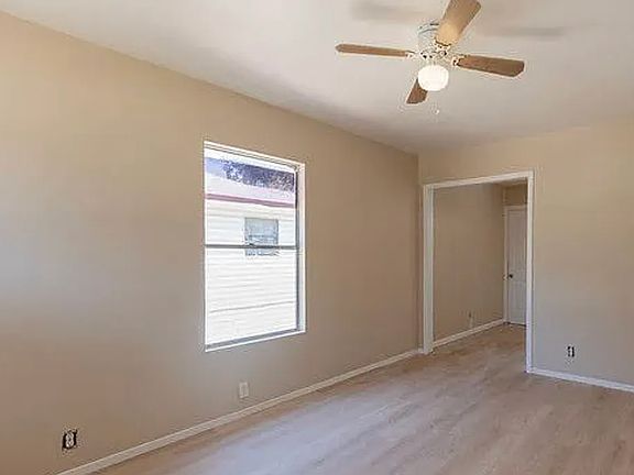 4th image of 827 W Winnipeg Ave #827