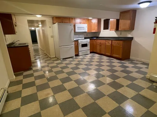 150 North St, 150 North St APT 1A, Burlington, VT 05401