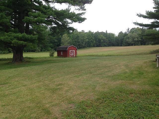 2nd image of 1094 N Emerson Rd