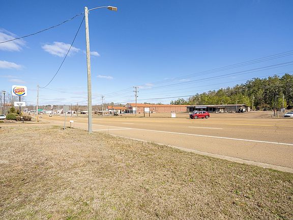 4th image of 0 Mulberry Ave