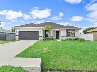 532 SW Sansom Lane, Port St Lucie, FL 34953