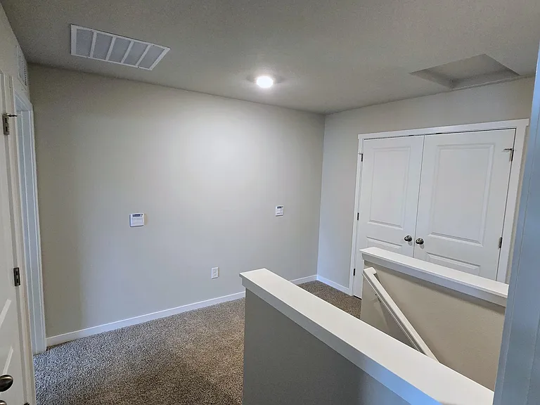 523 Kinley Dr #1 — Photo 21