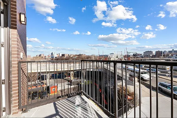 Rented by Living New York | media 8