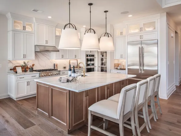 30 Tamarack Way, Tyngsboro, MA 01879