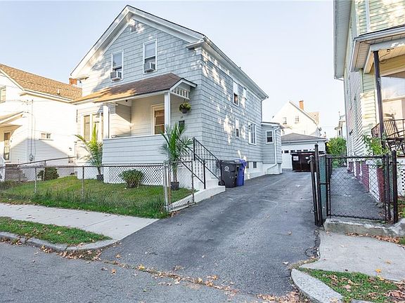 3rd image of 35 Anthony St