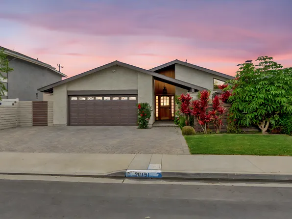 20151 Big Bend Ln, Huntington Beach, CA 92646