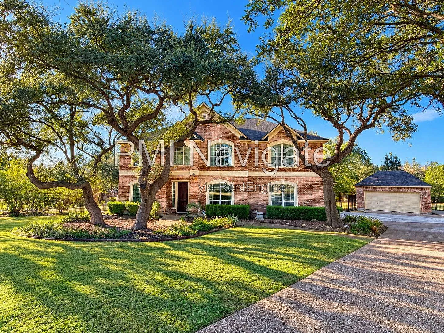 4 bed, 3.5 bath, 4596 sqft, $4,295 — Photo 2