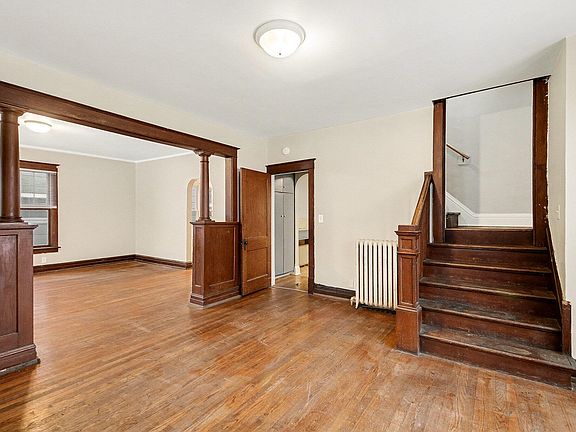 4th image of 115 E Isabella Ave