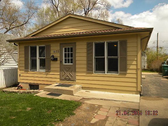 2nd image of 115 Fairlawn Dr