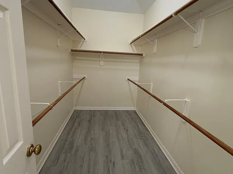 15107 Palton Springs Dr — Photo 10