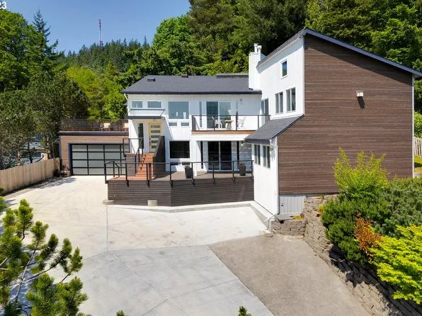 4130 SW Washouga Ave, Portland, OR 97239