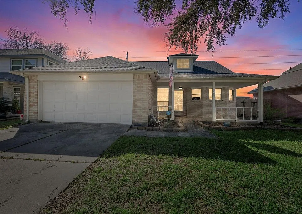14507 Bladenboro Dr