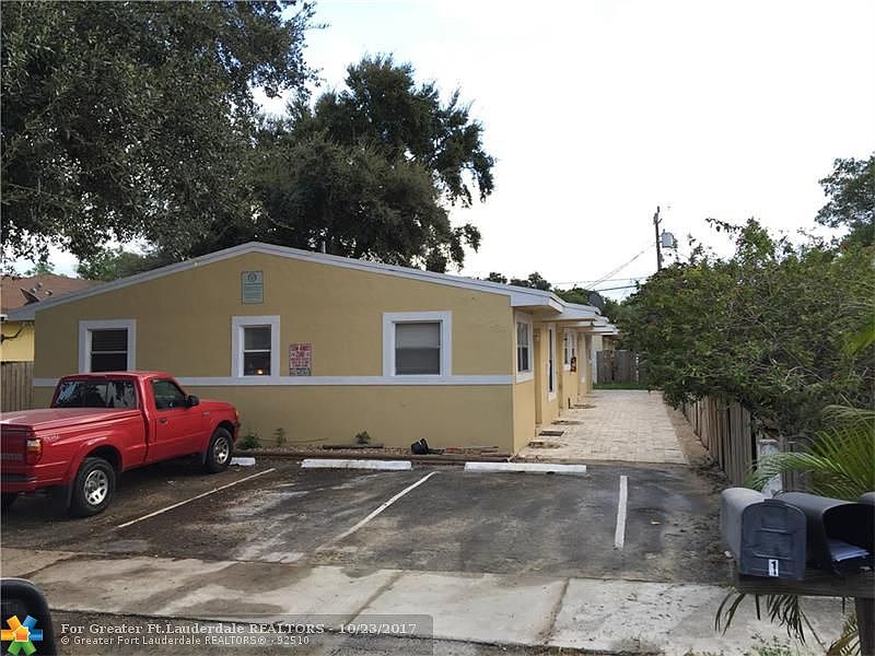 1st image of 723 SW 6th St #1-4