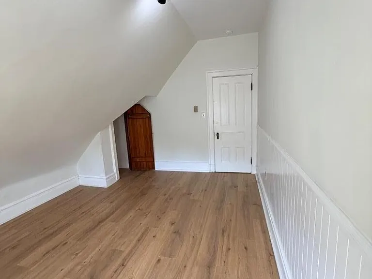 100 Main St #6 — Photo 12