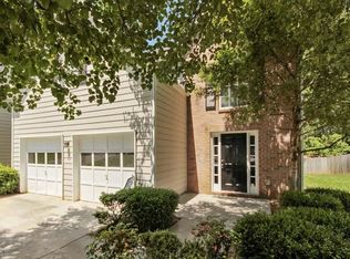 5325 Harbins Point Ln NW, Lilburn, GA 30047